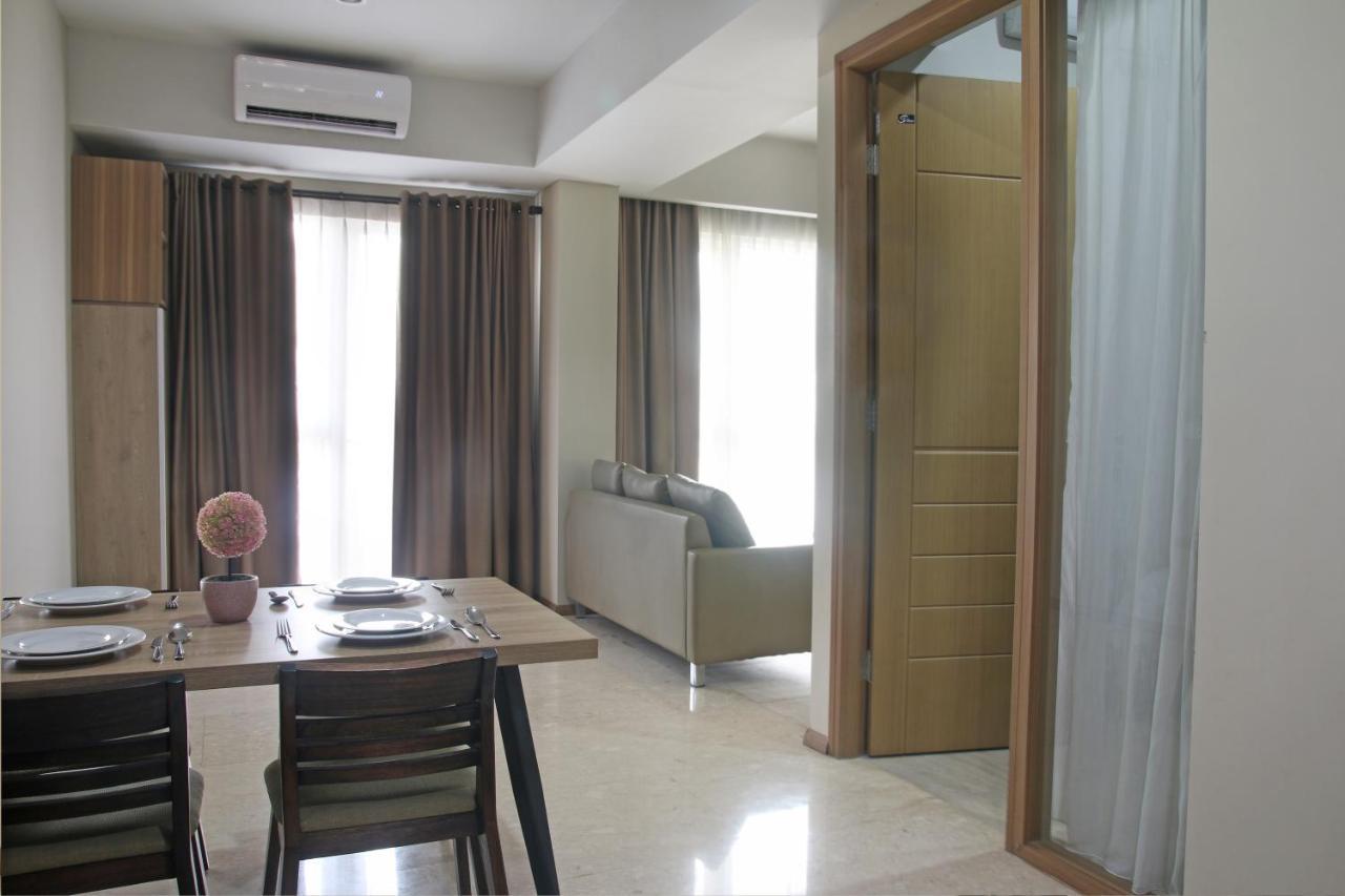 Graha Makara Suite Hotel & Residence ชีการัง ภายนอก รูปภาพ